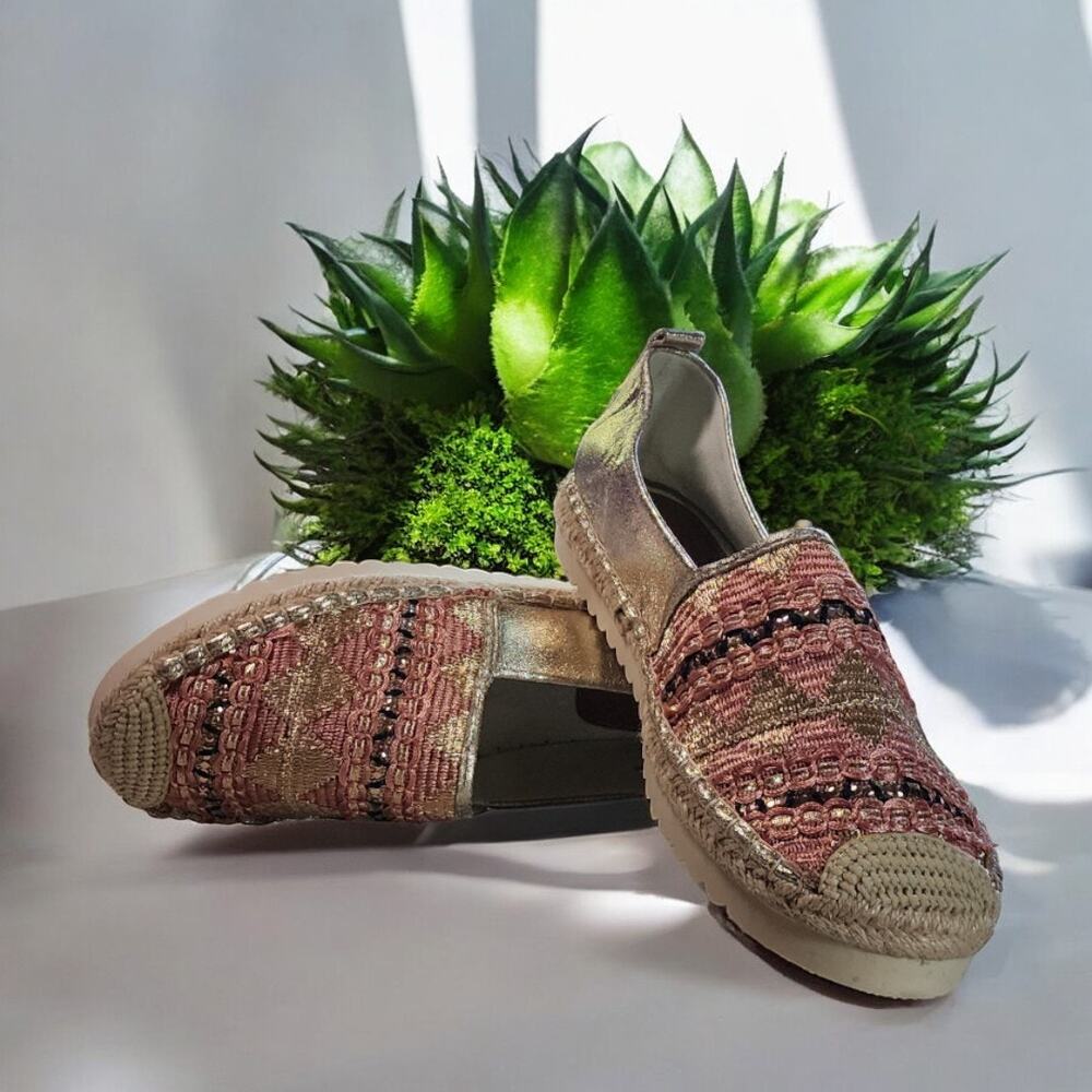 Woven Pink & Beige Slip-On Espadrilles - Women